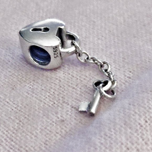 Pandora Key to My Heart Charm - Picture 3 of 3